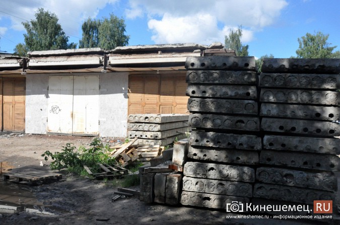 Кинешемцы напуганы ходом работ по реконструкции магазина на улице Маршала Василевского фото 13