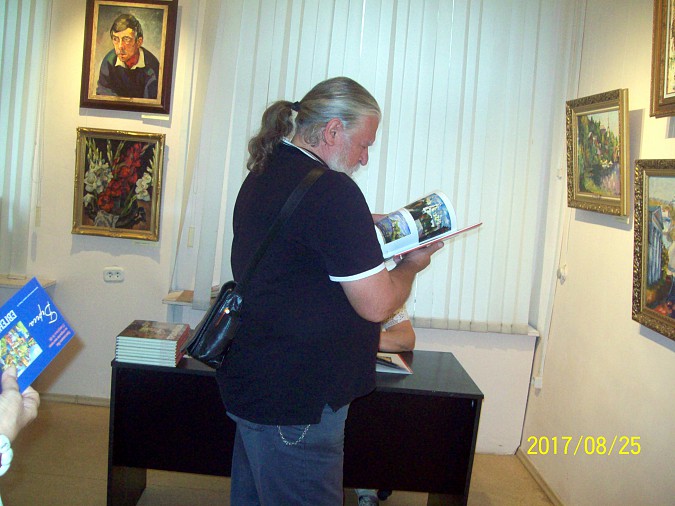Выставка кинешемского художника Евгения Трофимова открылась в Иванове фото 4