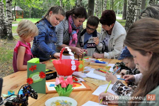 В Кинешме всем миром собрали детей в школу фото 21