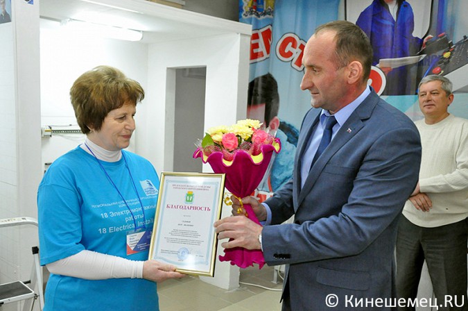 За многолетний добросовестный труд в Кинешме награждена Вера Ивановна Седова фото 2