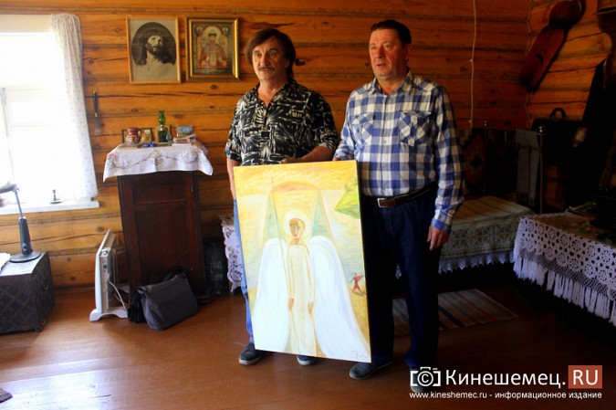 Знаменитый художник привез в Кинешму икону святителя Василия фото 5