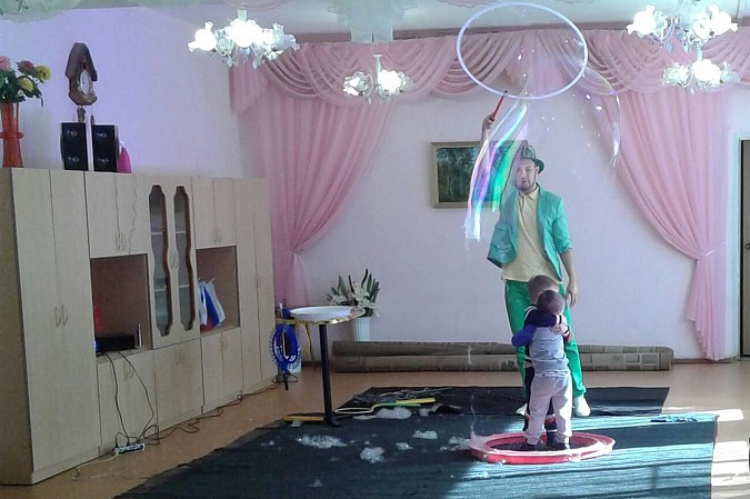 Кинешемцам подарили праздник мыльных пузырей фото 2