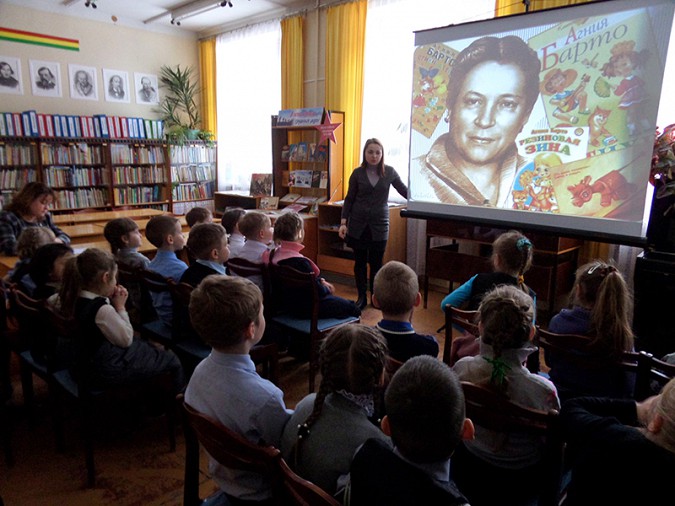 Весёлые четверостишия Агнии Барто читали дети в Кинешме фото 2