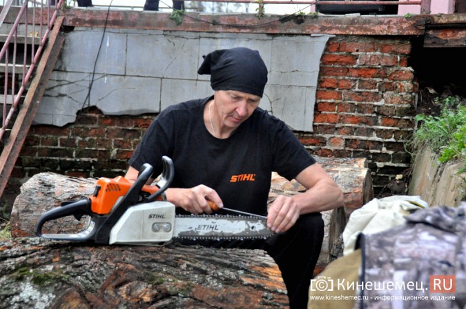 В Кинешме с успехом прошел мастер-класс скульпторов по дереву фото 4