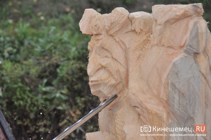 В Кинешме с успехом прошел мастер-класс скульпторов по дереву фото 11