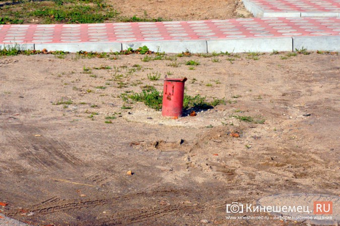В Кинешме девушка «припарковалась» на торчащий из земли кусок газовой трубы фото 7