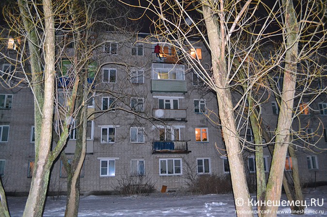 Житель Кинешмы сорвался с балкона пятого этажа фото 5