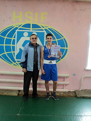 Кинешемский спортсмен стал серебряным призёром Первенства по боксу фото 2