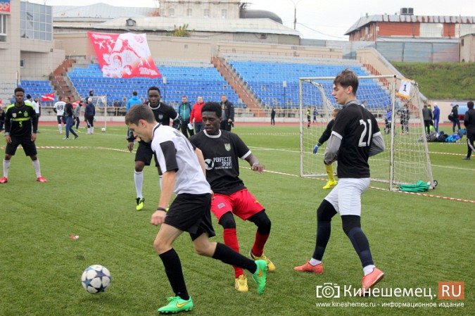 Партия Жириновского помогла кинешемским футболистам съездить на турнир в Рязань фото 4
