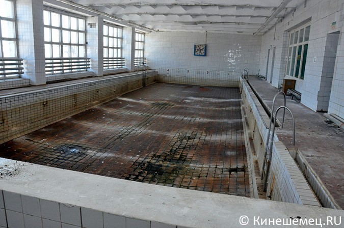 В Кинешме под снос может пойти здание старого бассейна фото 2