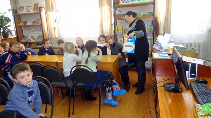Первоклассники в Кинешме читали и обсуждали рассказ «Кот – ворюга» фото 5
