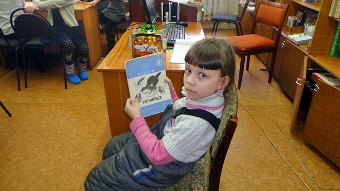 Первоклассники в Кинешме читали и обсуждали рассказ «Кот – ворюга» фото 6