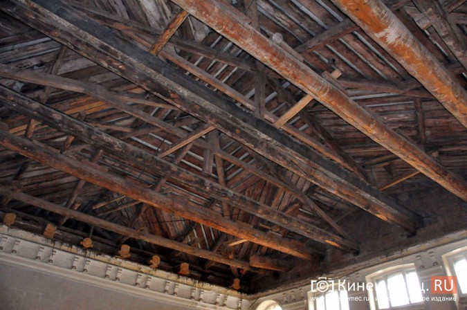 В Кинешме подрядчик приступил к ремонту кровли лицея Фурманова фото 3