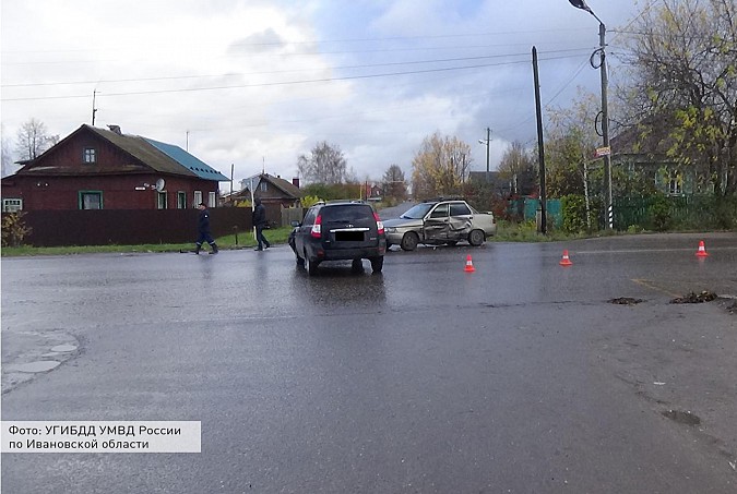 Кинешемка за рулем спровоцировала ДТП на улице Спортивной фото 2