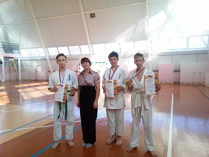 Кинешемские каратисты взяли медали во Владимирской области фото 2