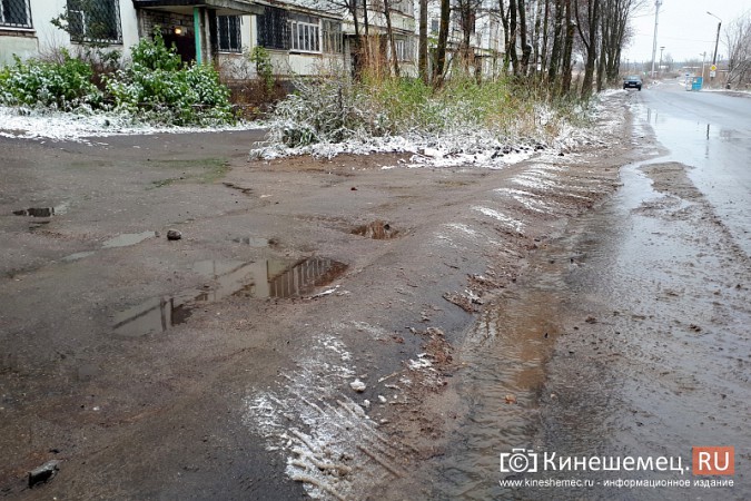 Новая дорога на улице Гагарина привела к подтоплению многоэтажного дома фото 7