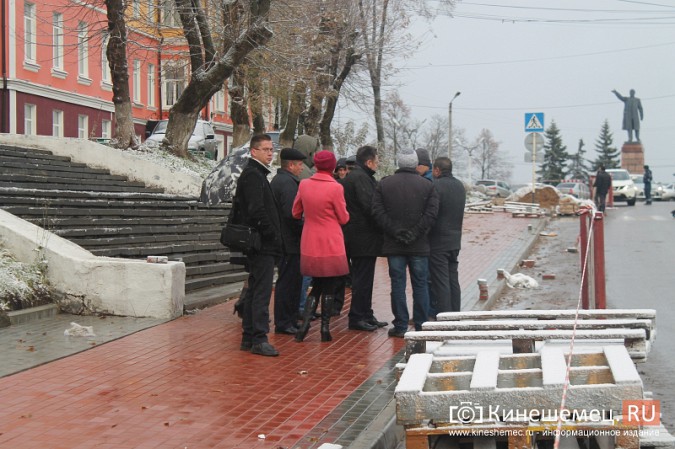 На ремонт тротуаров в центре Кинешмы вышли дополнительные бригады фото 13