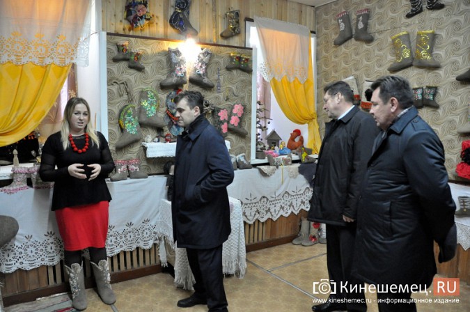 Станислав Воскресенский посетил кинешемский музей валенок фото 8