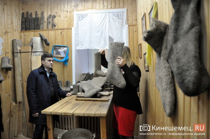 Станислав Воскресенский посетил кинешемский музей валенок фото 7