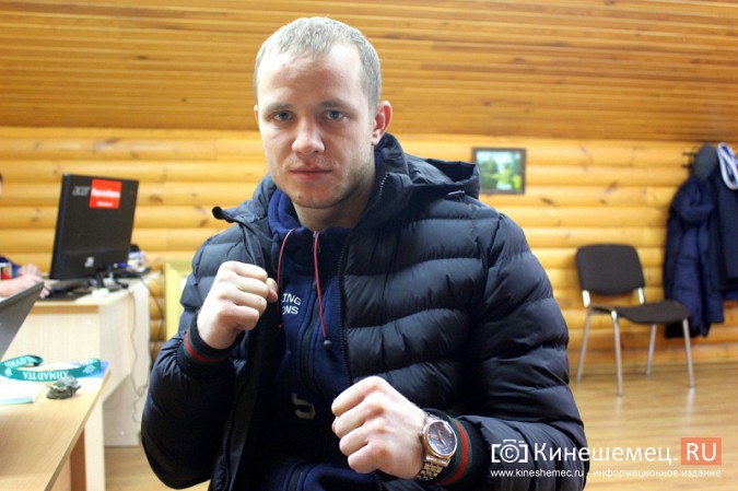 Михаил Смирнов: К возвращению на ринг подтолкнули успехи младшего брата фото 11