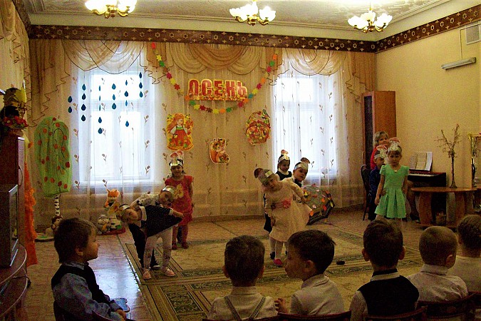 В детском саду №8 отметили праздник осени фото 2