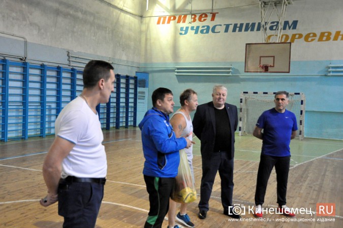 Кинешемские десантники сыграли в футбол с армянами фото 2