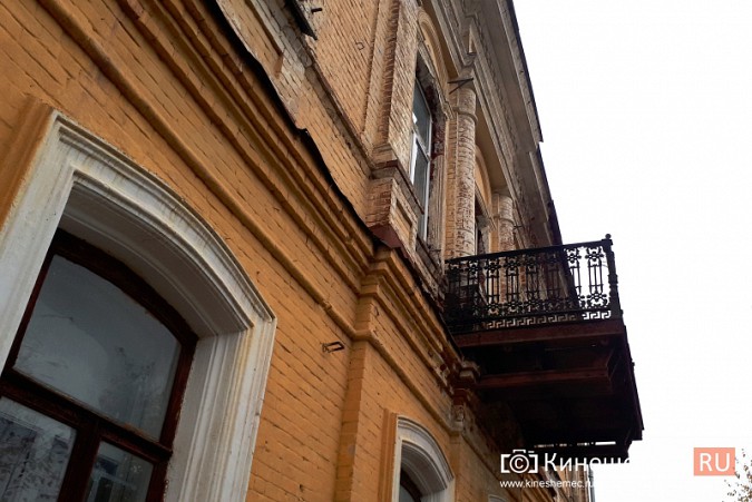 Уникальный Дом Миндовского в центре Кинешмы продолжает разрушаться фото 5