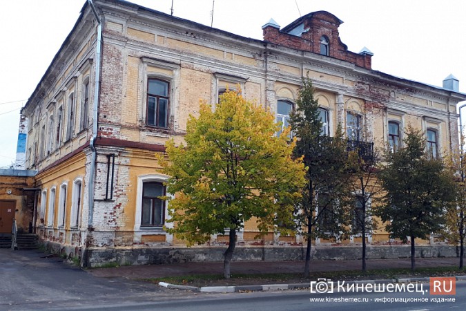 Уникальный Дом Миндовского в центре Кинешмы продолжает разрушаться фото 2