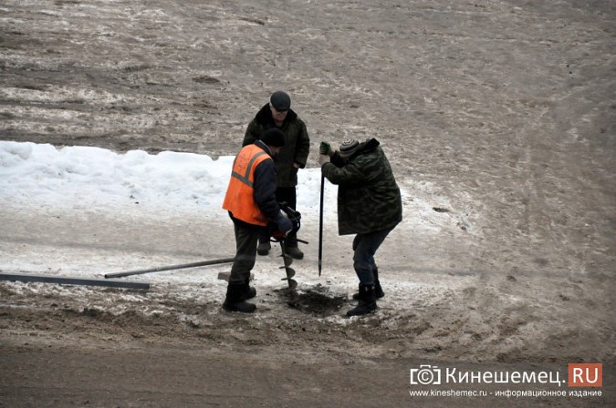 На улице Комсомольской установили знак, запрещающий выезд со стоянки направо фото 2