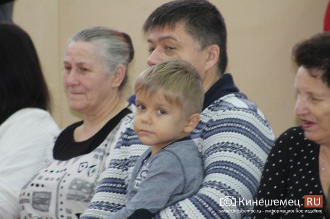 В микрорайоне «Автоагрегат» ярко отметили День матери фото 12