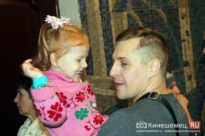 В Кинешме выбрали самую талантливую и находчивую маму фото 2