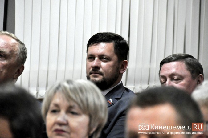 Александр Пахолков поклялся верой и правдой служить Кинешме фото 23