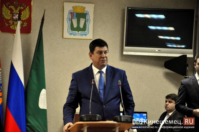 Александр Пахолков поклялся верой и правдой служить Кинешме фото 15