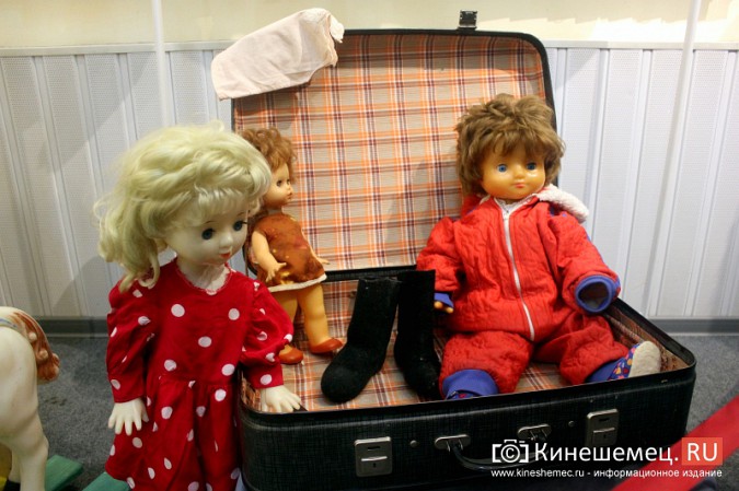 Частный коллекционер привезла в Кинешму куклы фото 17