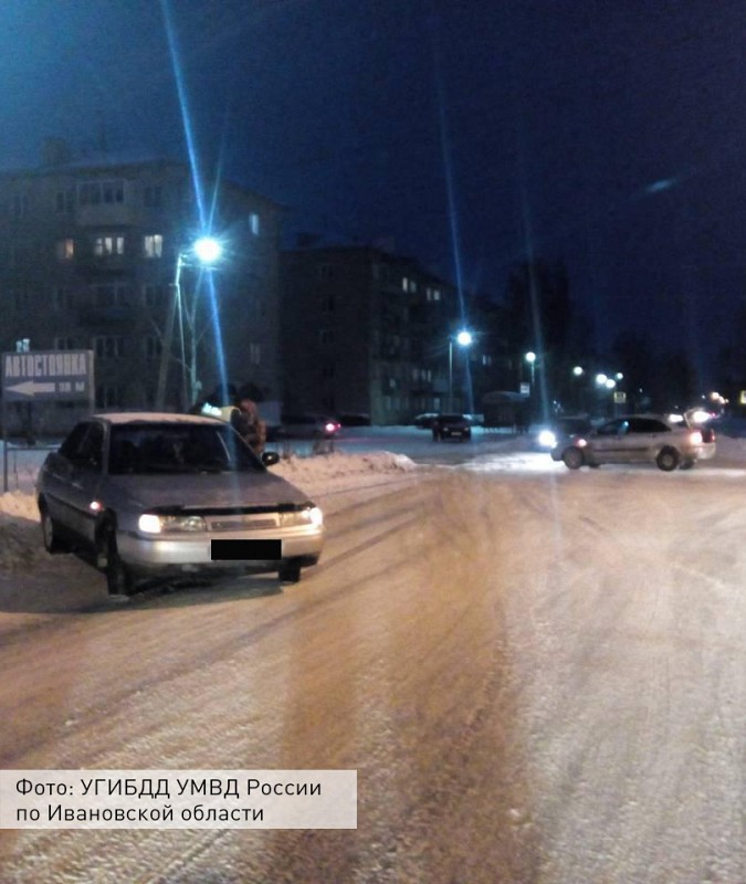 В Кинешме произошло ДТП на перекрестке улиц Гагарина и Менделеева фото 2