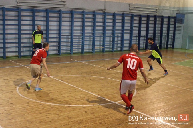 Чемпионат Кинешмы по мини-футболу становится непредсказуемым фото 3
