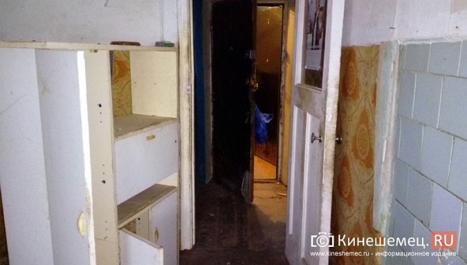 Жителей многоквартирного дома в Кинешме терроризирует бездомный фото 13