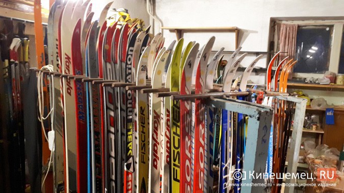 Пункт проката «Снайпер» приглашает кинешемцев в центральный парк на лыжи и санки фото 2