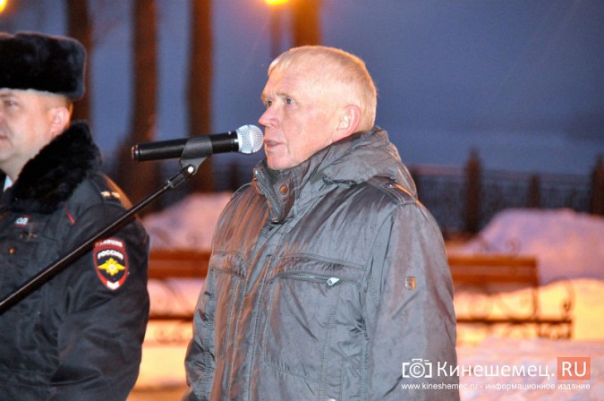 В Кинешме прошел предновогодний строевой смотр полиции фото 16