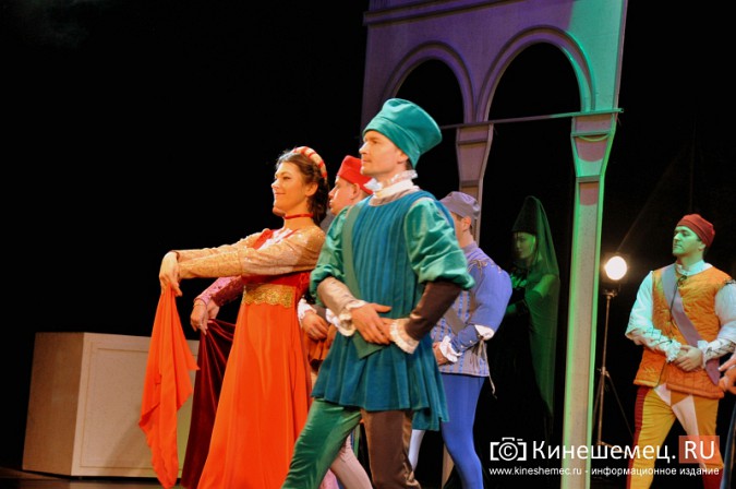 Звезды мировой оперы поздравили кинешемцев с юбилеем театра фото 10