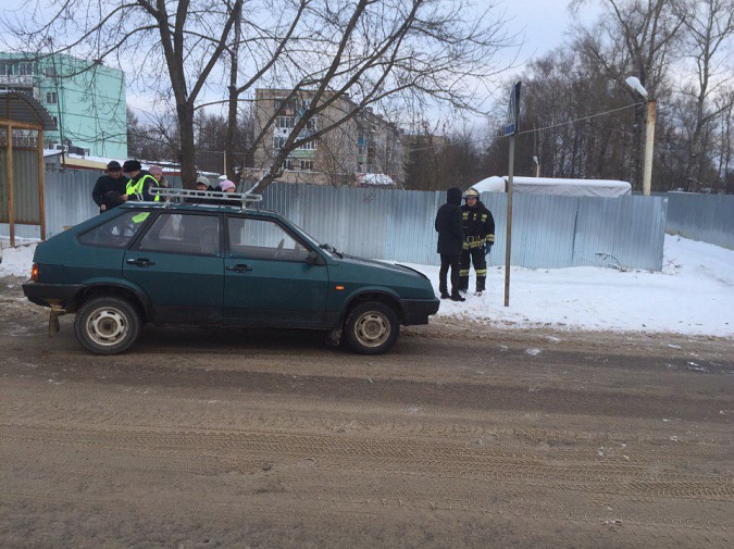 В Кинешме под колеса легковушки попала 17-летняя девушка фото 2