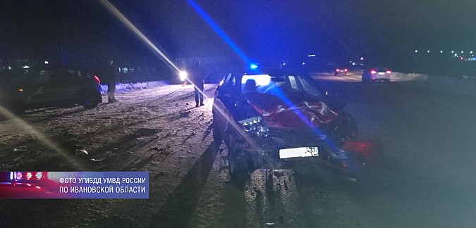 В Ивановской области при обгоне «Рено SR» врезался в «Ладу» фото 2