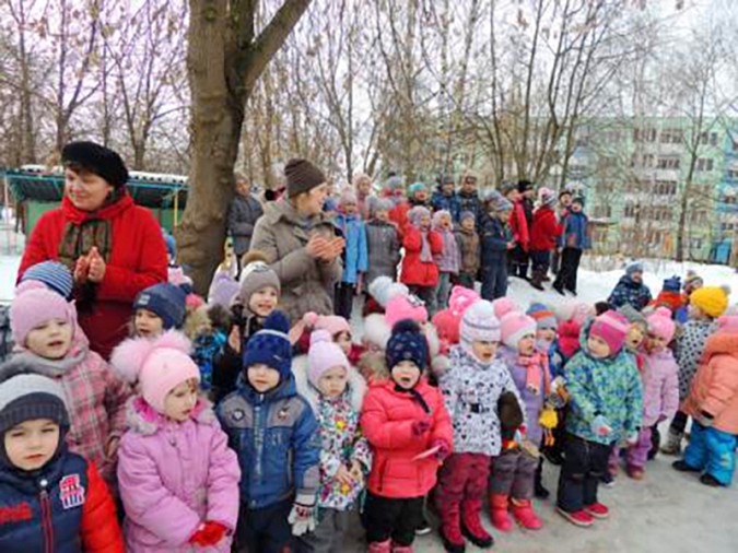 В кинешемском детском саду весело сожгли чучело Масленицы фото 16