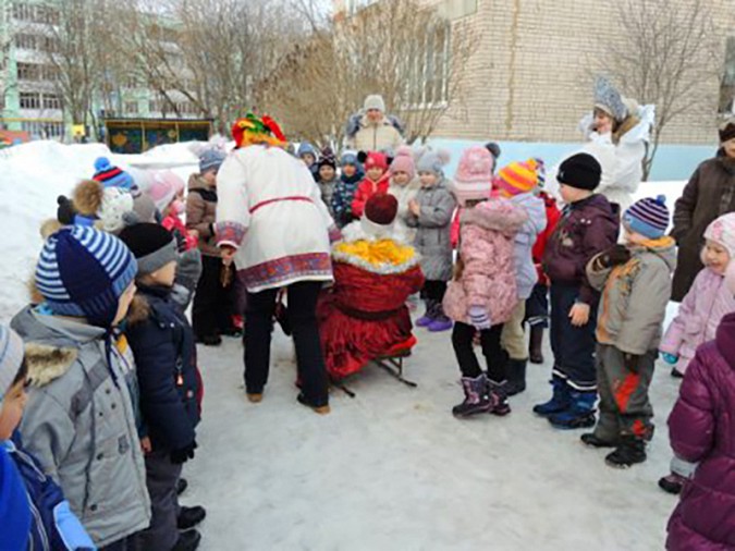 В кинешемском детском саду весело сожгли чучело Масленицы фото 8