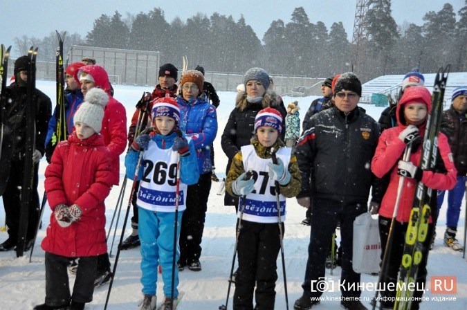 «Вечерняя гонка» в честь Владимира Иванова собрала в Кинешме около 200 спортсменов фото 5