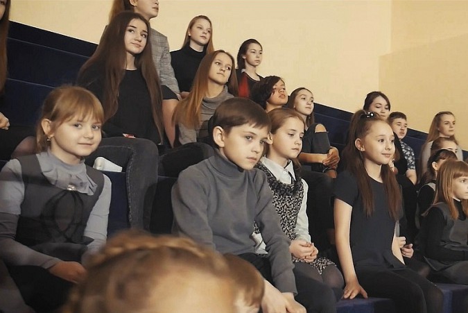 Оксана Аксенова и Елена Щеголева сняли в Кинешме новый музыкальный клип фото 3