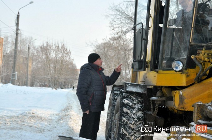 В Кинешме на уборку снега вышла вся исправная техника УГХ фото 8