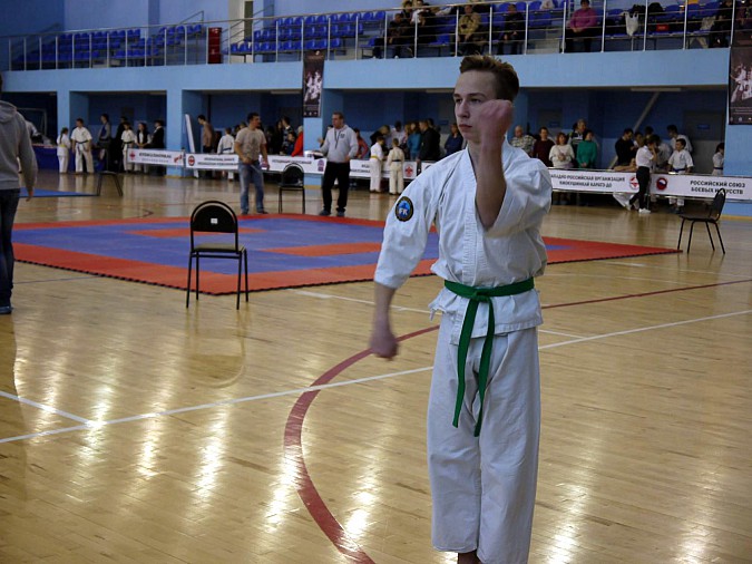 Кинешемские каратисты завоевали 6 медалей на областном чемпионате фото 9