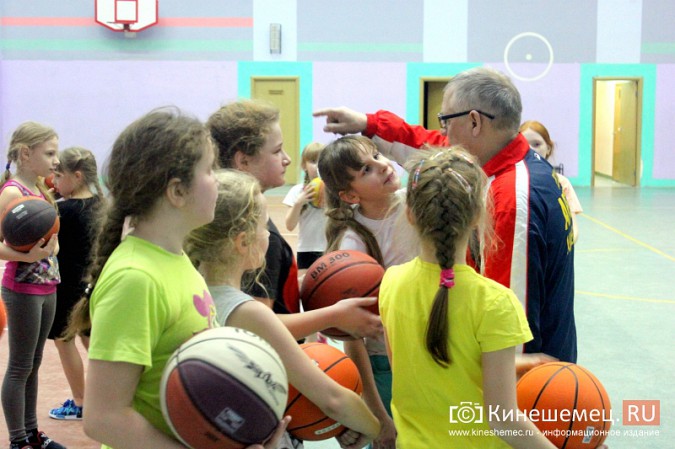 Ветераны кинешемского баскетбола впечатлены фильмом «Движение вверх» фото 4