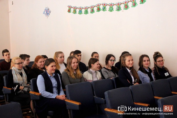 Создатель гимна Ивановской области выступил в Кинешме фото 3